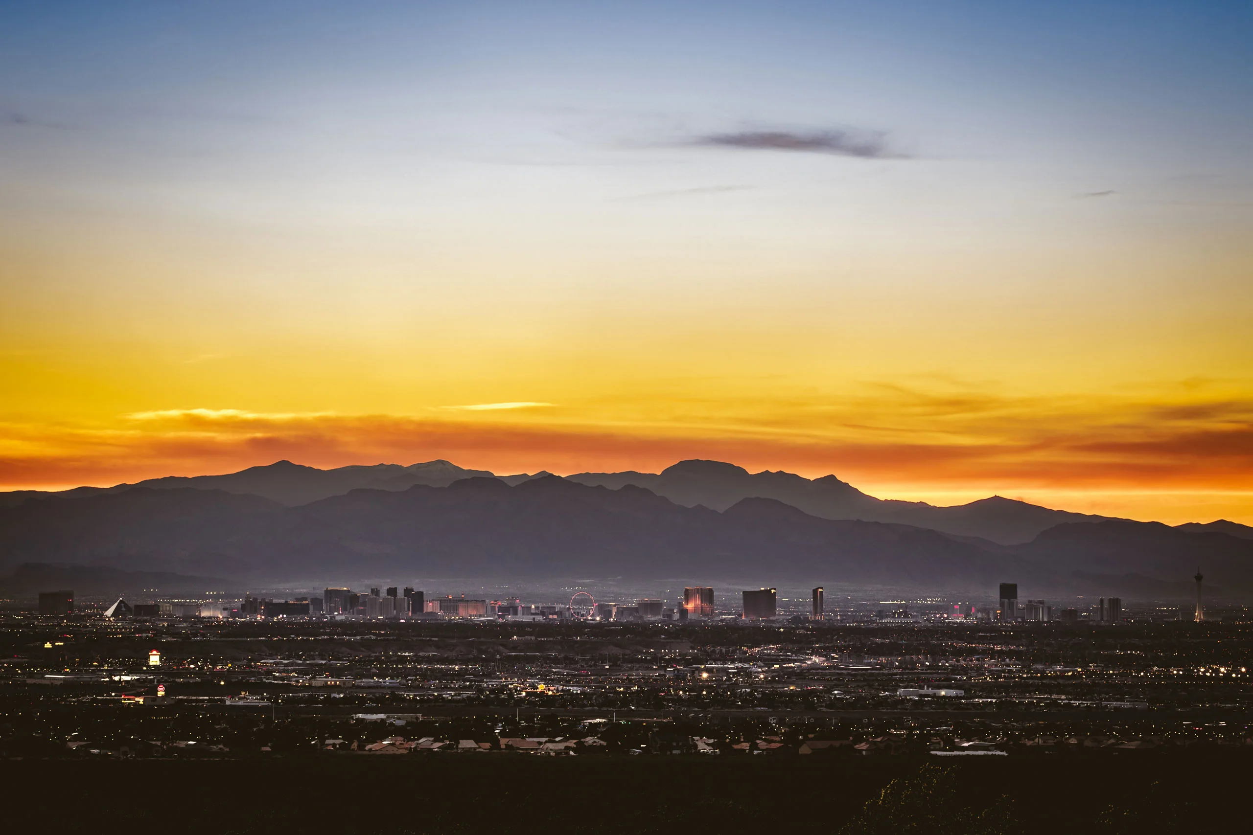 vegas_skyline Las Vegas skyline